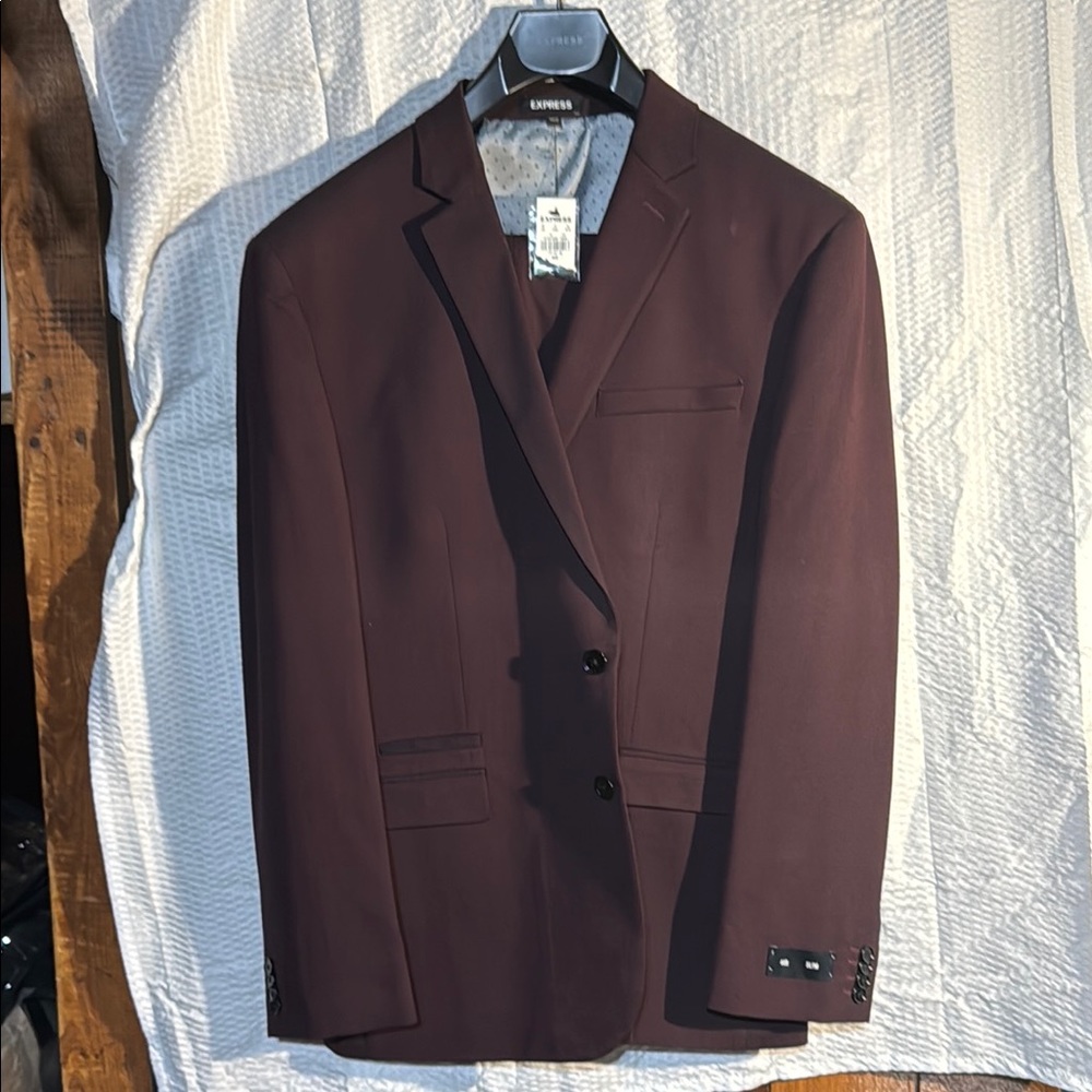 Express Men’s Suit